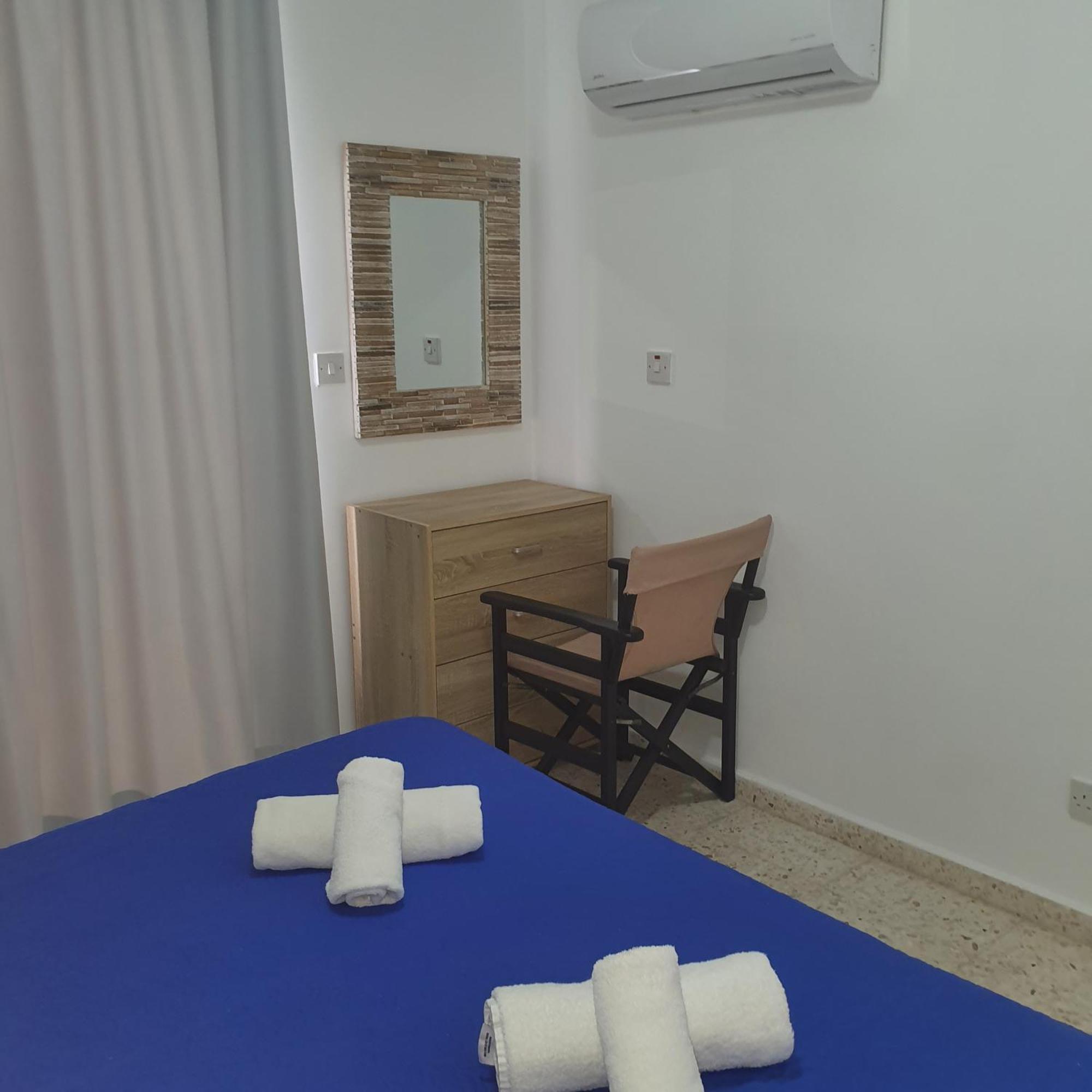G&E Harbour Apartments Latchi Dış mekan fotoğraf