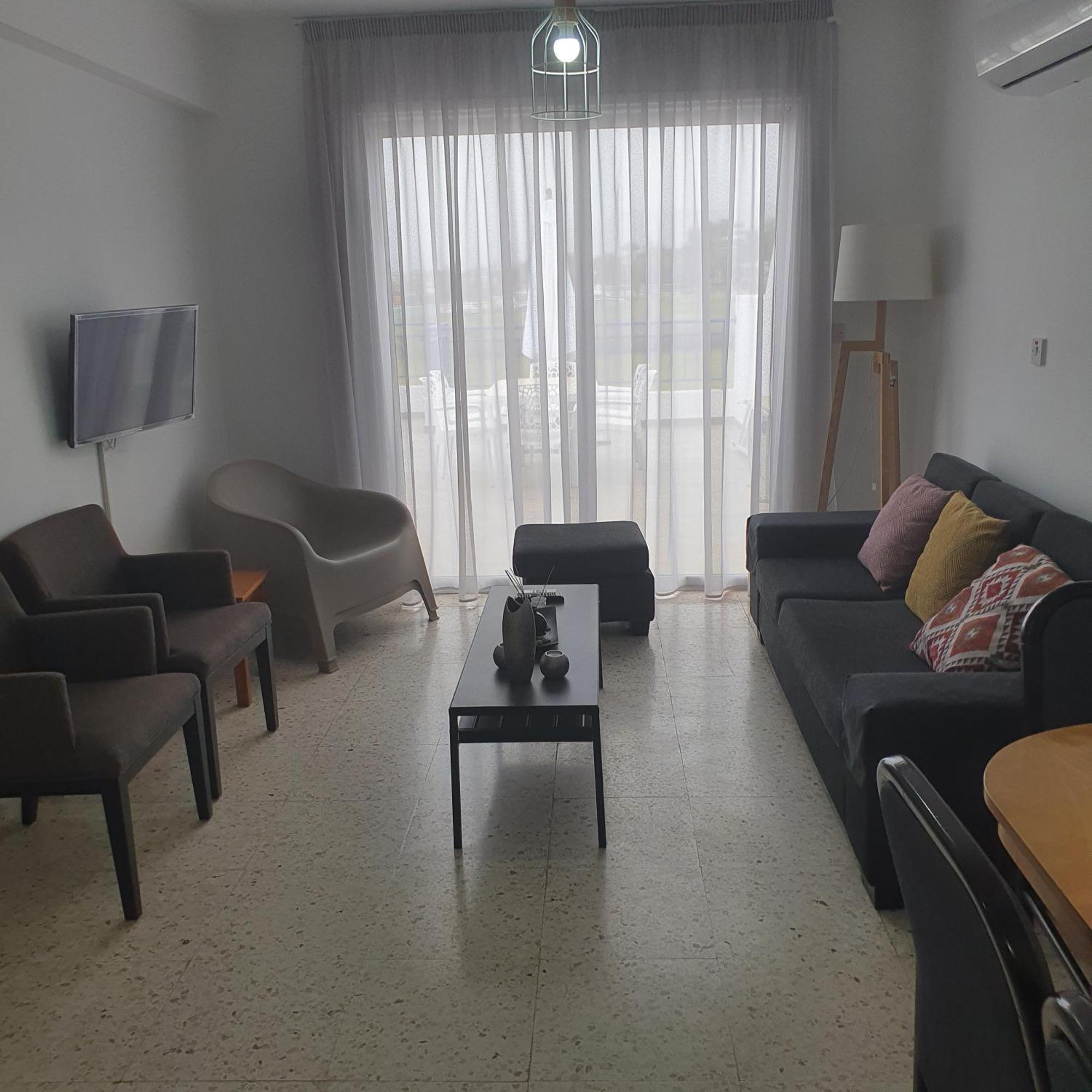 G&E Harbour Apartments Latchi Dış mekan fotoğraf