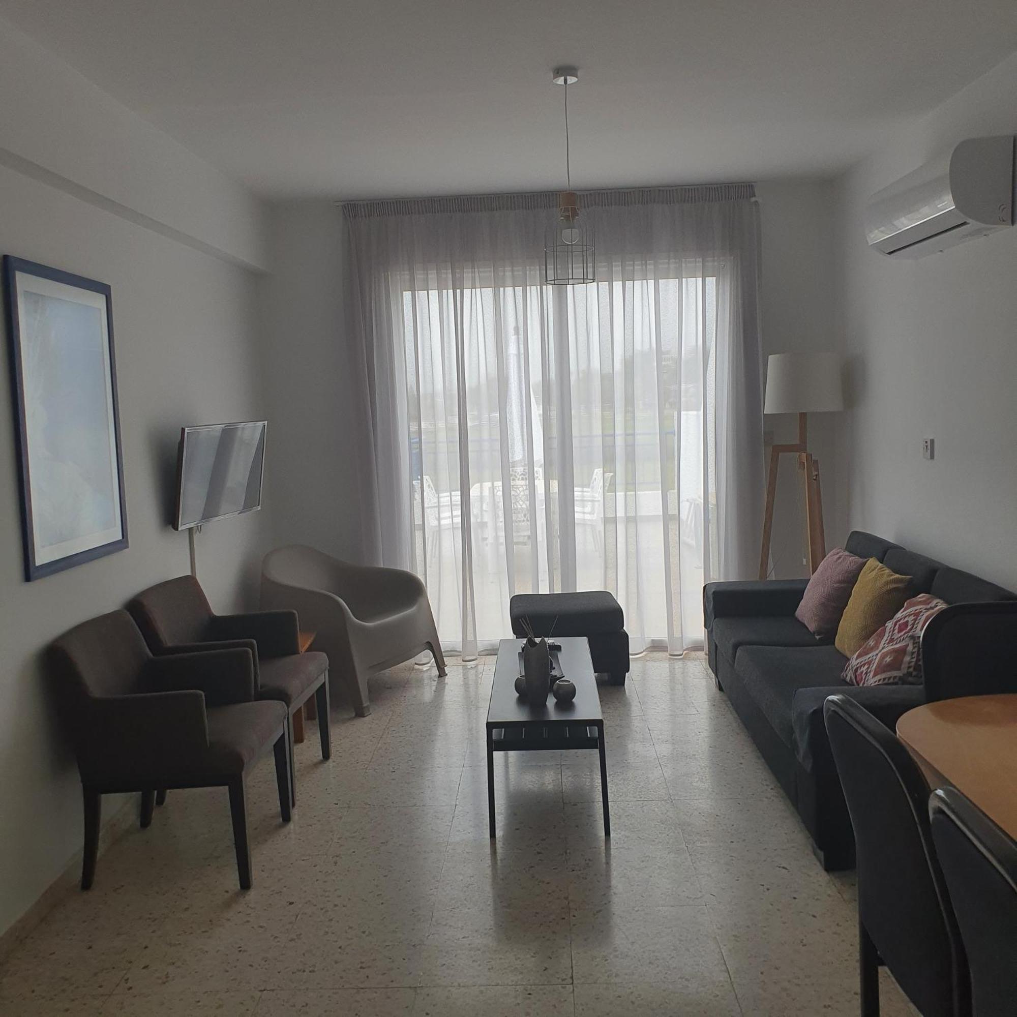G&E Harbour Apartments Latchi Dış mekan fotoğraf