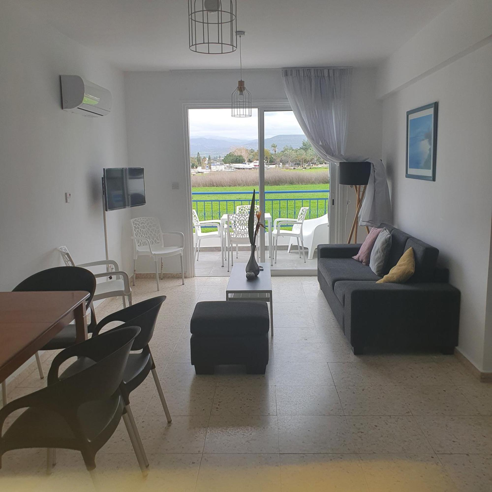 G&E Harbour Apartments Latchi Dış mekan fotoğraf