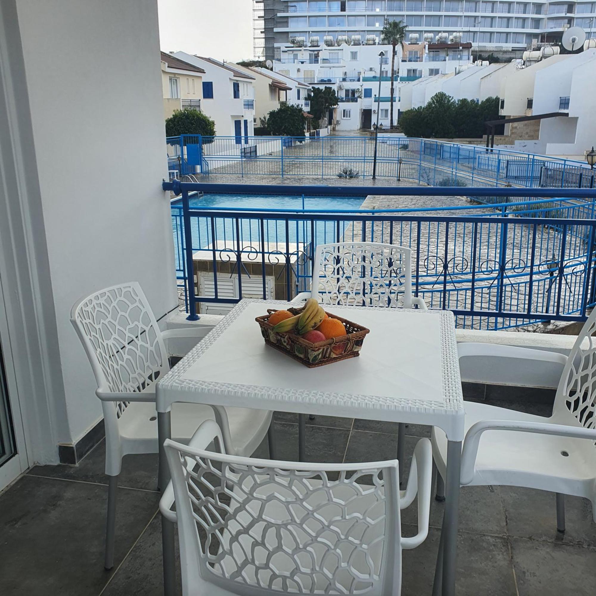 G&E Harbour Apartments Latchi Dış mekan fotoğraf