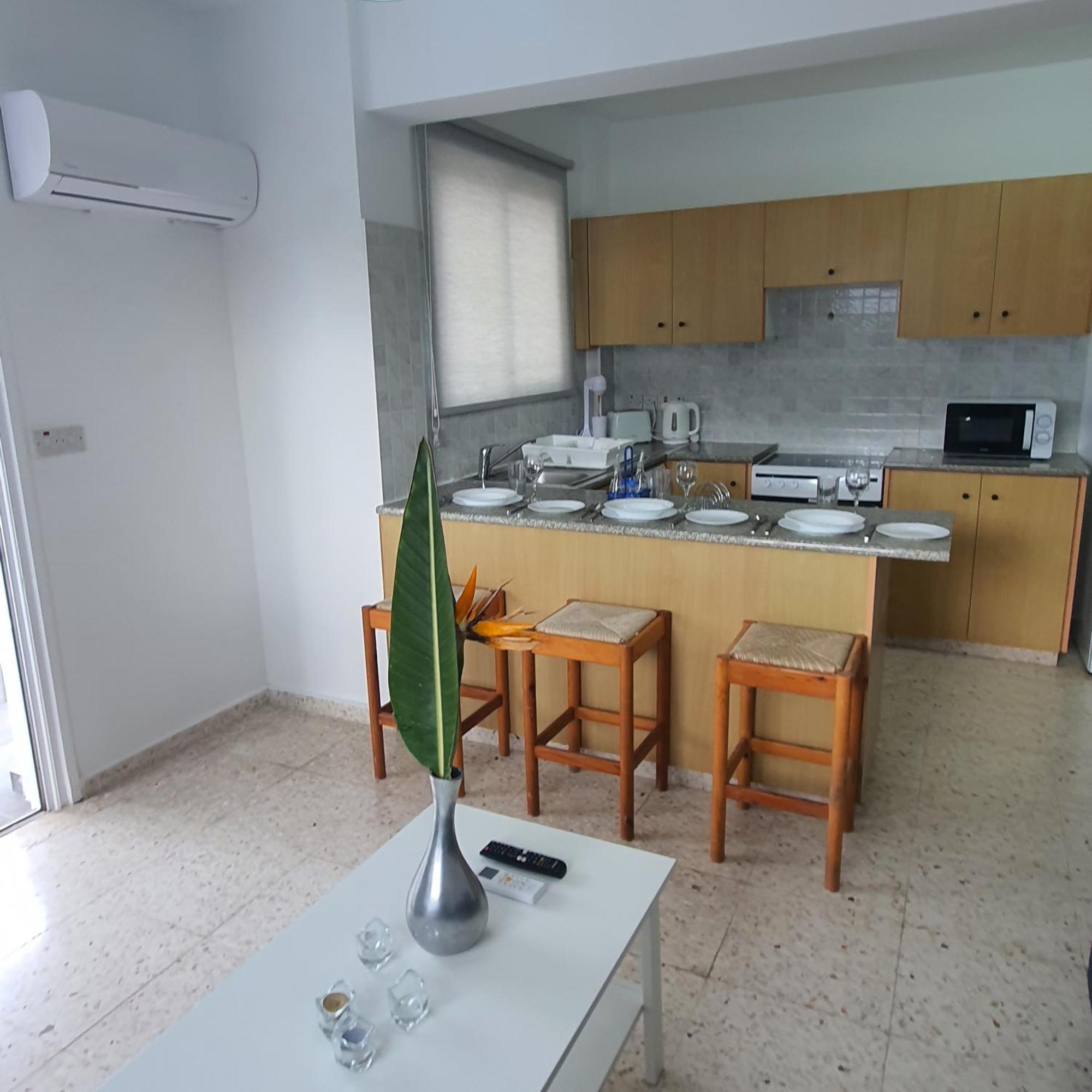 G&E Harbour Apartments Latchi Dış mekan fotoğraf