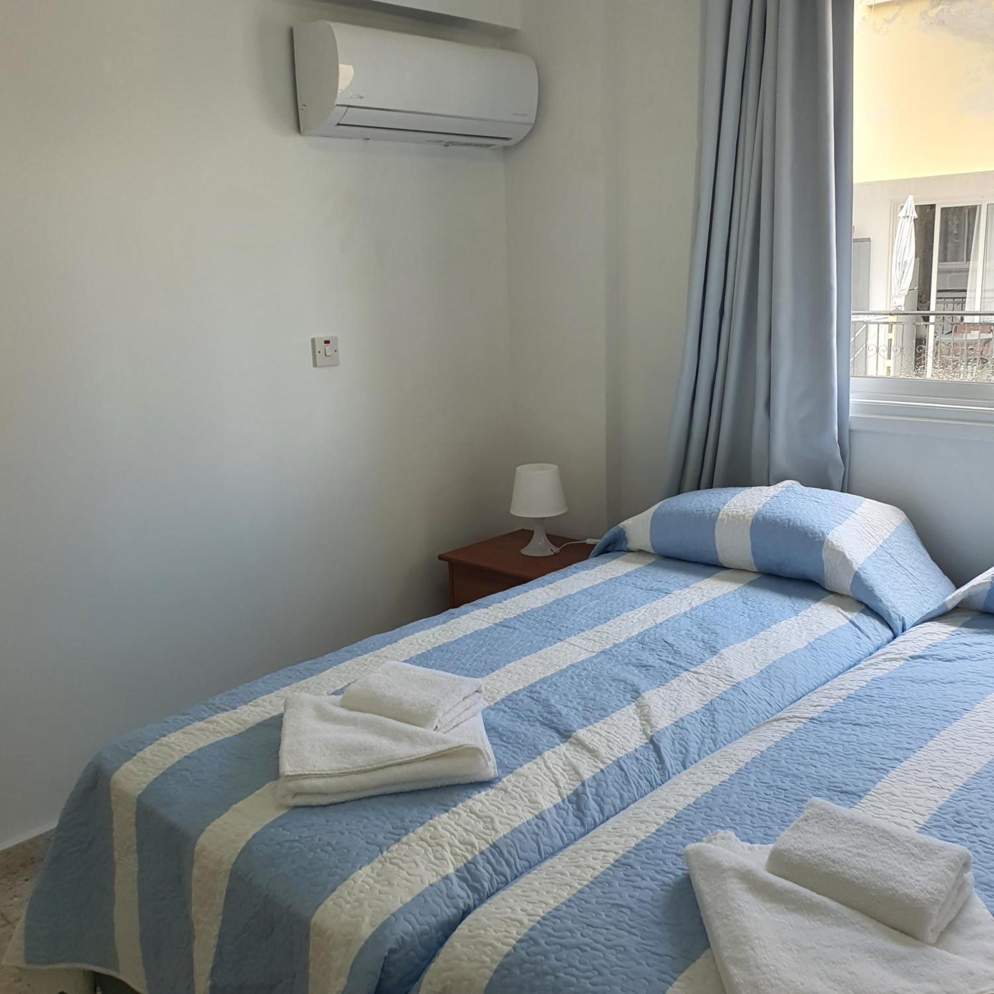 G&E Harbour Apartments Latchi Dış mekan fotoğraf