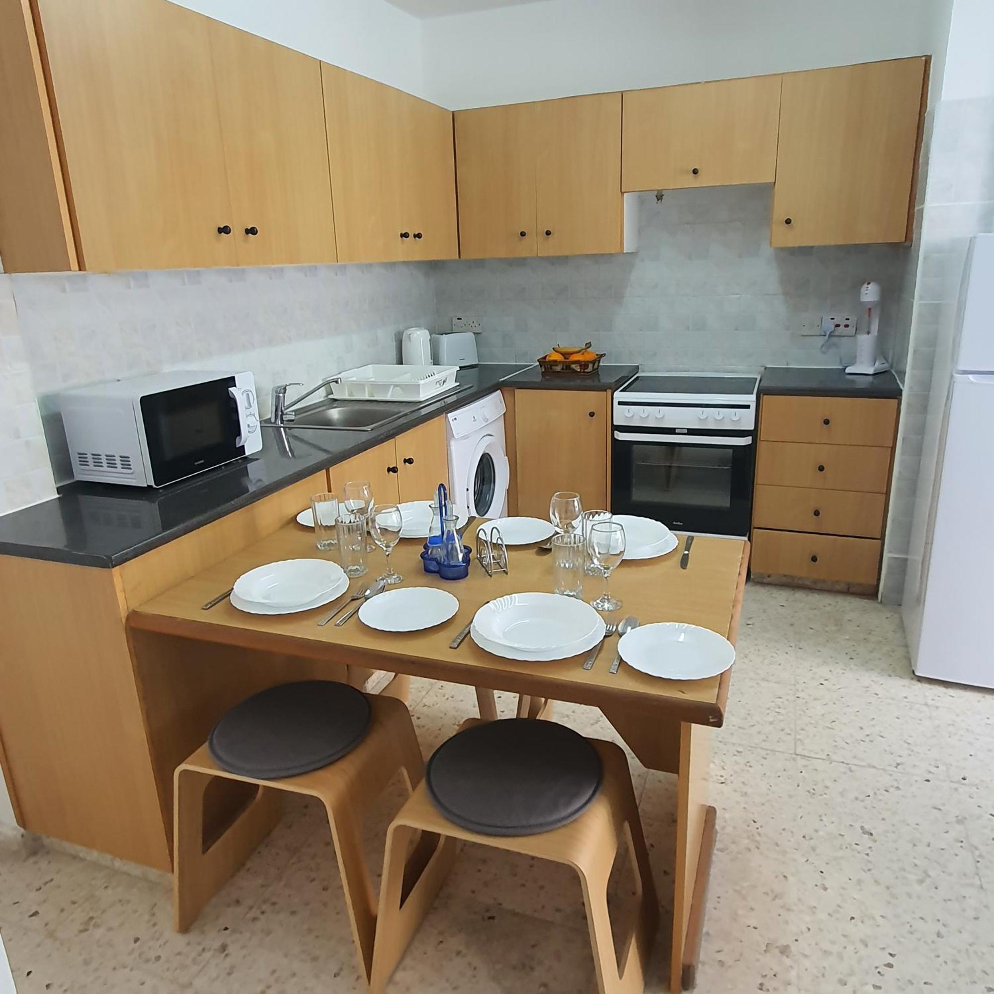 G&E Harbour Apartments Latchi Dış mekan fotoğraf